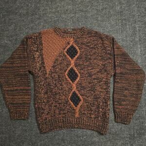 Vitnage Handmade brown and black knitted sweater with diamond pattern